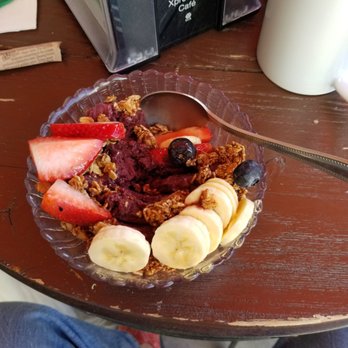 Creative Juices Natural Cafe - Acai berry bowl - Juice Bars & Smoothies Near Me - St Augustine, Florida