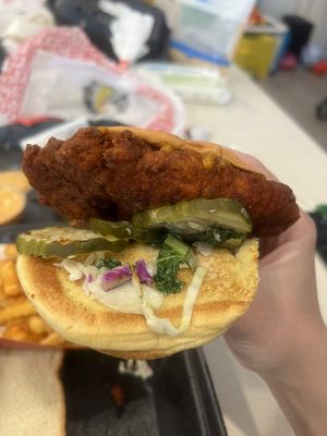 Dave's Hot Chicken by null