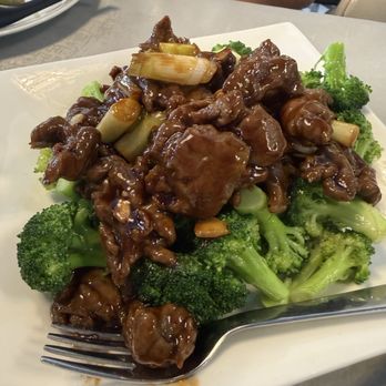 Mimi Garden - Beef and broccoli - Chinese Near Me - Lake Forest, California Mimi Garden - Beef and broccoli - Chinese Near Me - Lake Forest, California