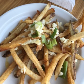 Pig Minds Brewing - Garlic Fries - Brewpubs Near Me - Machesney Park, Illinois Pig Minds Brewing - Garlic Fries - Brewpubs Near Me - Machesney Park, Illinois