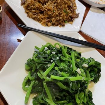 Noodle Talk - Beef fried rice and pea sprouts - Chinese Near Me - Sunnyvale, California Noodle Talk - Beef fried rice and pea sprouts - Chinese Near Me - Sunnyvale, California