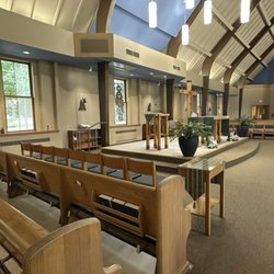 St Mary Magdelene Church - Altar