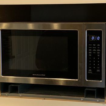 Steve's Appliance Service - Our microwave after we removed the face plate. - Appliances & Repair Near Me - Pleasanton, California Steve's Appliance Service - Our microwave after we removed the face plate. - Appliances & Repair Near Me - Pleasanton, California