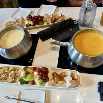 Melting Pot - New Haven - Desserts Near Me - New Haven, Connecticut Melting Pot - New Haven - Desserts Near Me - New Haven, Connecticut
