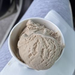 Dulce Losa - Maple Walnut (one scoop)
