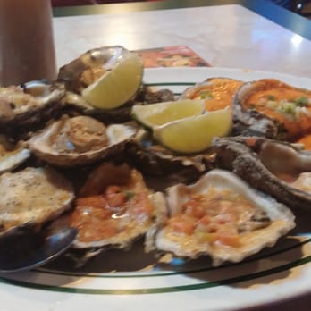Deckhand Oyster Bar - The oyster sampler platter. So good!!! - Seafood Near Me - Austin, Texas