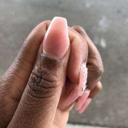 breTH Nail Bar - Nails done 4days ago and they already look like this