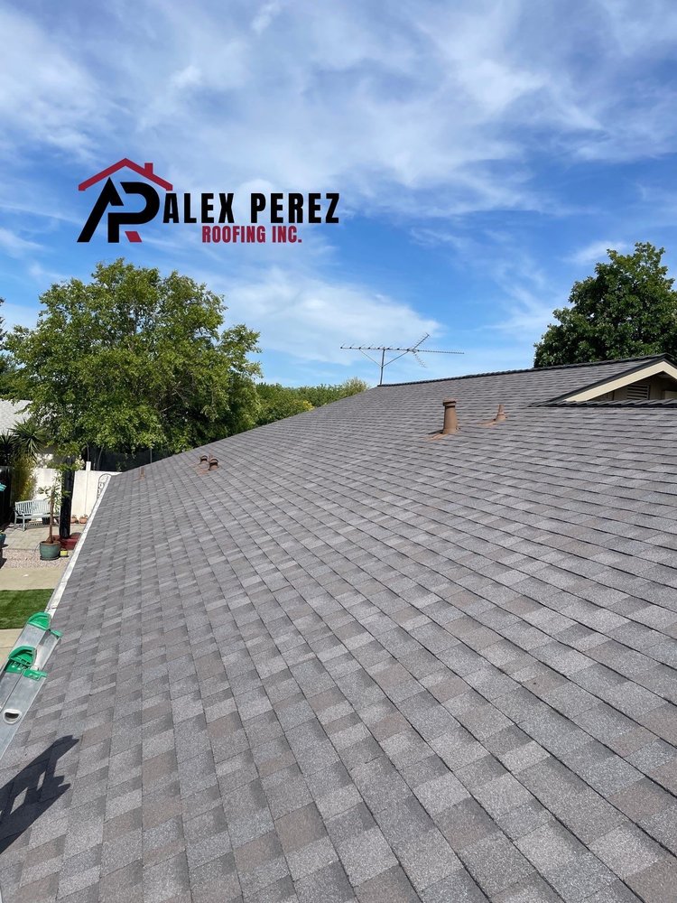 Slide of Alex Perez's Roofing