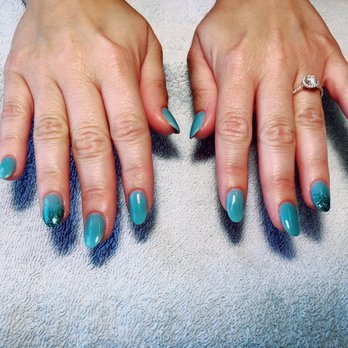 Nails by Linda - Blue dipping by Linda - Nail Technicians Near Me - Normal, Illinois