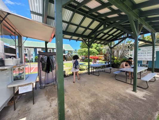 Hanalei Taro & Juice Co by null