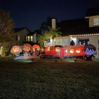 Thoroughbred Christmas Lights - Local Flavor Near Me - Rancho Cucamonga, California Thoroughbred Christmas Lights - Local Flavor Near Me - Rancho Cucamonga, California