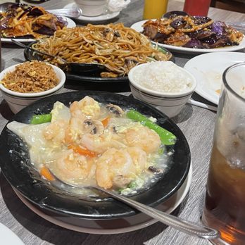 Szechuwan Garden - Shrimp and lobster sauce, eggplant, vegetable noodles - Chinese Near Me - Tarzana, California Szechuwan Garden - Shrimp and lobster sauce, eggplant, vegetable noodles - Chinese Near Me - Tarzana, California