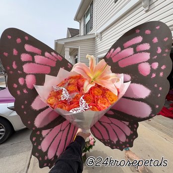 24k Rose Petals - Floral Designers Near Me 24k Rose Petals - Floral Designers Near Me