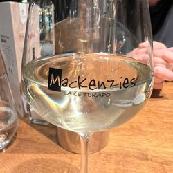 Mackenzie's Bar And Grill - Great Riesling !!