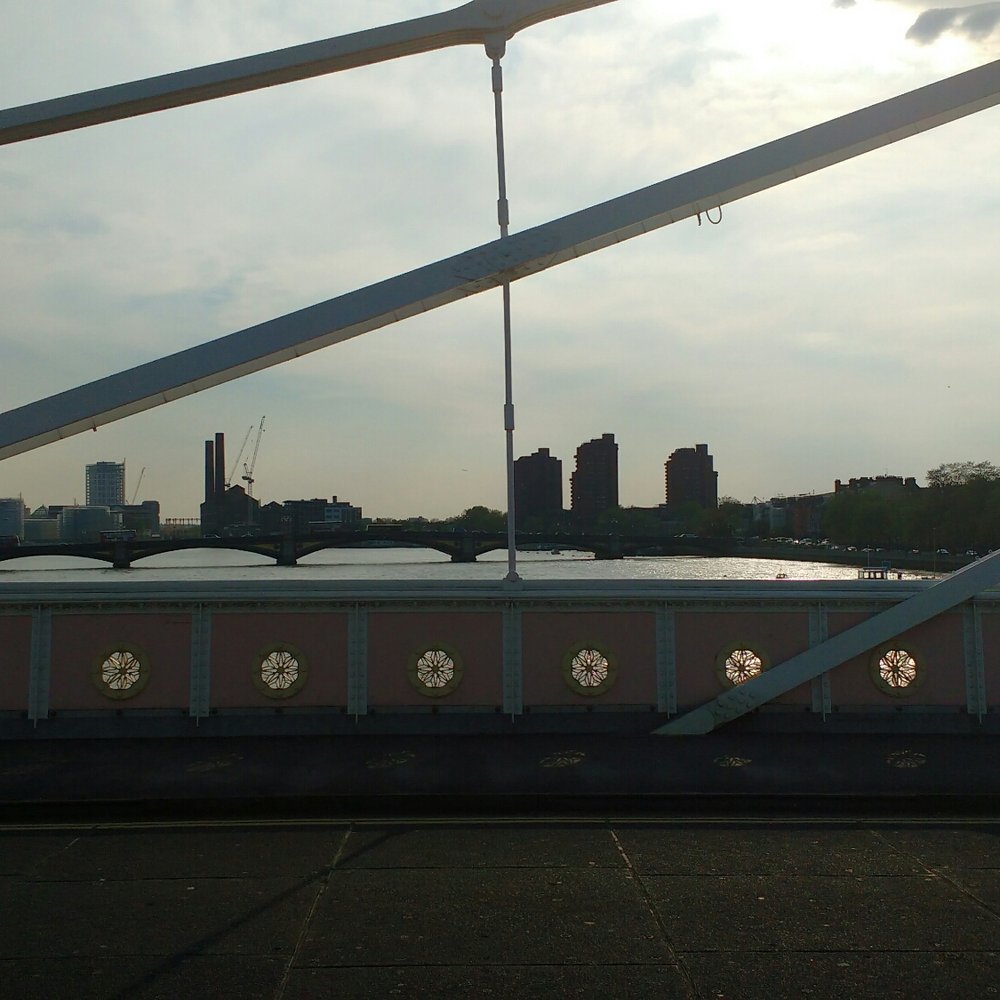 Albert Bridge - Landmarks & Historical Buildings Near Me - London, XGL Albert Bridge - Landmarks & Historical Buildings Near Me - London, XGL