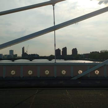Albert Bridge - Landmarks & Historical Buildings Near Me - London, XGL Albert Bridge - Landmarks & Historical Buildings Near Me - London, XGL