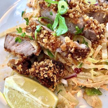 Café Mademoiselle - Fried Pork over salad - Bistros Near Me - Paris, 75 Café Mademoiselle - Fried Pork over salad - Bistros Near Me - Paris, 75