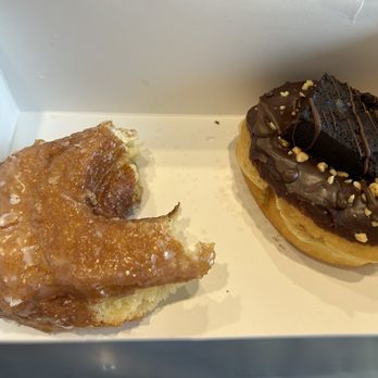 Despi Delite Bakery - Donuts Near Me - Everett, Washington