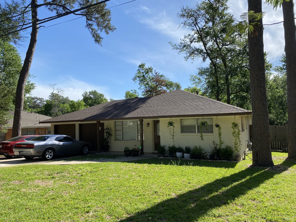 Slide of 1876 Roofing & Construction