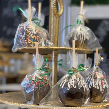 Panchis Bakery - Chocolate dipped apples - Cupcakes Near Me - Fort Lauderdale, Florida Panchis Bakery - Chocolate dipped apples - Cupcakes Near Me - Fort Lauderdale, Florida