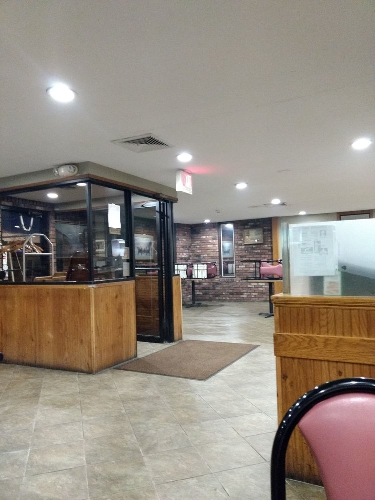 FRANCESCO’S RESTAURANT 11 Photos & 53 Reviews Italian 45 Palmer