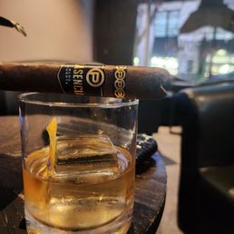 "Skinny" Blanton's Old Fashioned (Not On The Menu) "Skinny" Blanton's Old Fashioned (Not On The Menu)