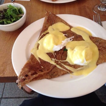 Le Billig - Must try crepe salmon with eggs Benedict and spinach! - Creperies Near Me - Quebec City, Quebec