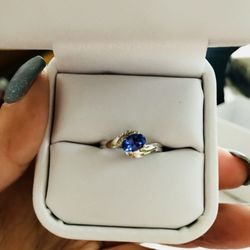 Mitchell's Jewelers - Tanzanite ring
