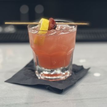 Bar Vegan - Strawberry Bourbon Smash.... - Vegan Near Me - Baltimore, Maryland Bar Vegan - Strawberry Bourbon Smash.... - Vegan Near Me - Baltimore, Maryland