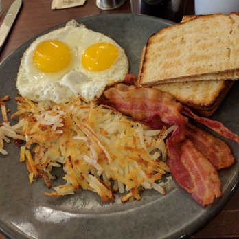 Saffire's Restaurant - Breakfast - Southern Near Me - Charleston, South Carolina Saffire's Restaurant - Breakfast - Southern Near Me - Charleston, South Carolina
