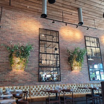 Mercato Italian Kitchen & Bar-Canton - Italian Near Me - Canton, Connecticut
