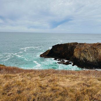 Yaquina Head Lighthouse - View - Landmarks & Historical Buildings Near Me - Newport, Oregon Yaquina Head Lighthouse - View - Landmarks & Historical Buildings Near Me - Newport, Oregon