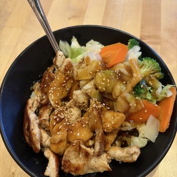 Raku Ramen - Teriyaki Chicken Bowl - Ramen Near Me - San Luis Obispo, California