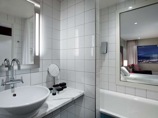 Gothia Towers by null