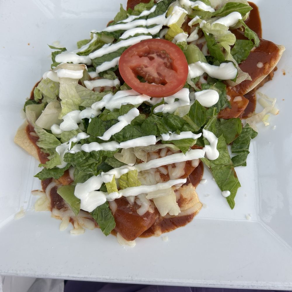 4 enchiladas.