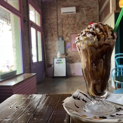 Hope Floats - Turtle milkshake - YUM.