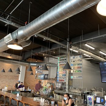 UTOG Brewing - The bar - Brewpubs Near Me - Ogden, Utah UTOG Brewing - The bar - Brewpubs Near Me - Ogden, Utah