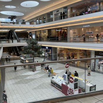 Aberdeen Centre - Shopping Centers Near Me - Richmond, British Columbia