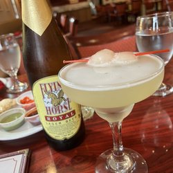 Cafe of India - Lycheetini and Flying Horse beer