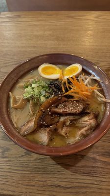 Nom Nom Ramen by null