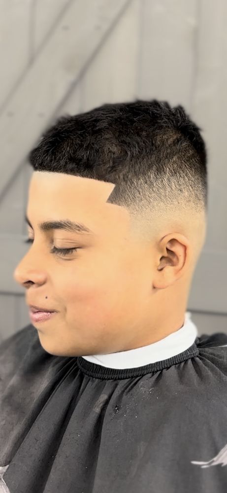 Barber Haircuts Logo