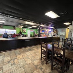 Iguana's Mexican Restaurant - Ambience, nice, clean, friendly.