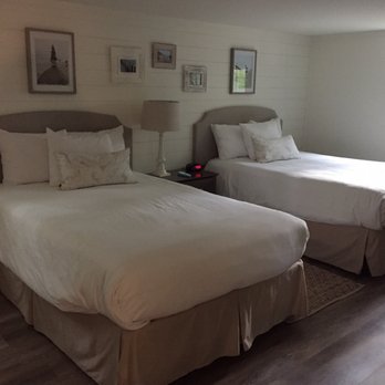 Sandwich Inn and Suites - Two full beds - Hotels Near Me - Sandwich, Massachusetts