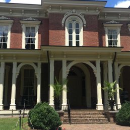The outside of the mansion
