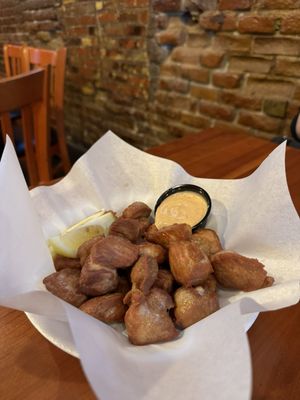 TWO GOATS & THE GOOSE by null