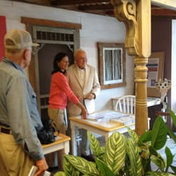 Prairie Books & Gifts - Robert Keith Gray, author of "Presidential Perks Gone Wild."
