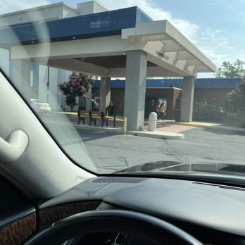 Hampton Inn Stroudsburg/Poconos - Entrance - Hotels Near Me - Stroudsburg, Pennsylvania