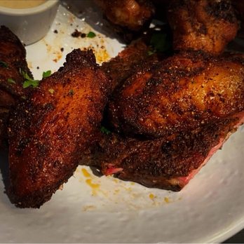 Salt + Smoke - Dry rub wings in the Bestie Combo 2 - Barbeque Near Me - Kirkwood, Missouri