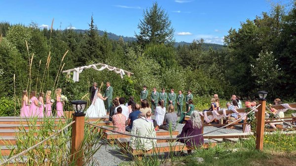 Snohomish Wedding - Dj and hosting for a wedding out in Snohomish Snohomish Wedding - Dj and hosting for a wedding out in Snohomish