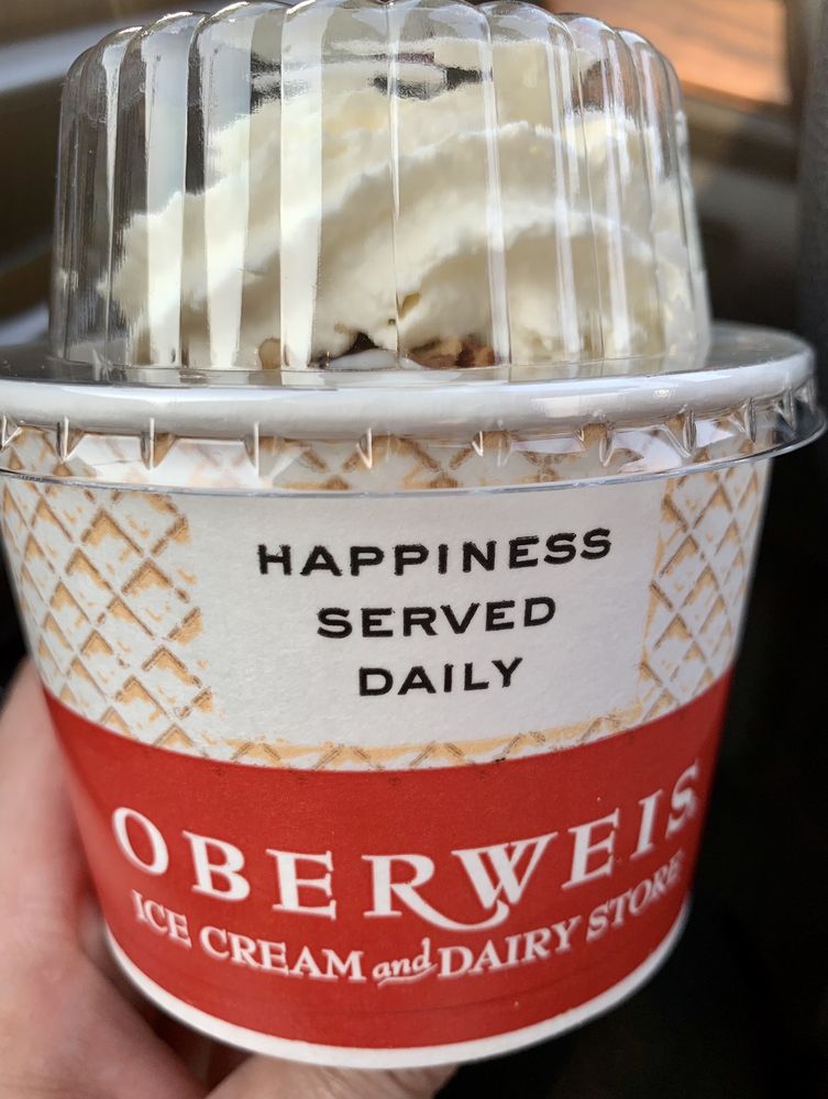 Oberweis Ice Cream and Dairy Store, St. Louis Roadtrippers